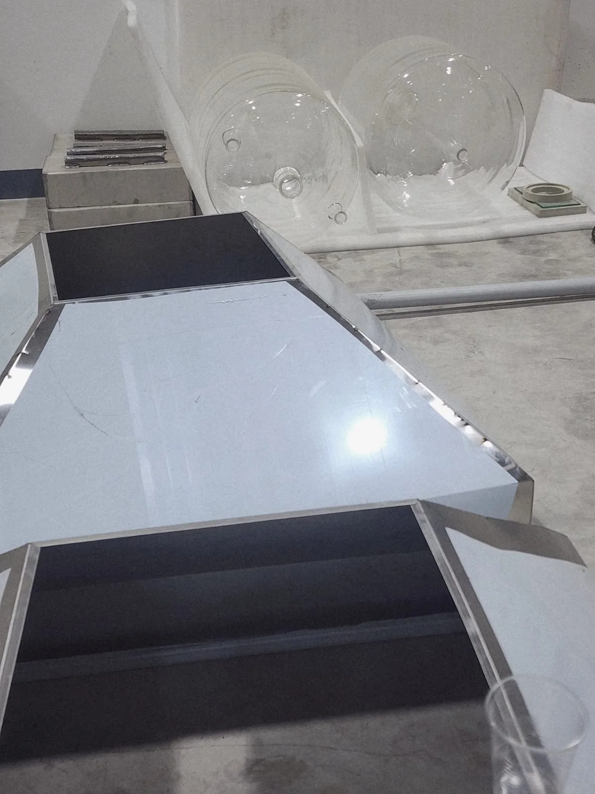 Fabricated stainless duct box detail for commercial kitchen exhaust work Fabricated stainless duct box detail for commercial kitchen exhaust work
